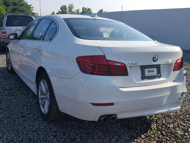 WBA5A7C59FD620850 - 2015 BMW 528 XI WHITE photo 3