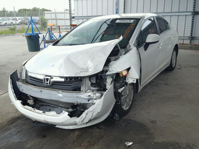 2HGFB2F67CH549255 - 2012 HONDA CIVIC HF WHITE photo 2