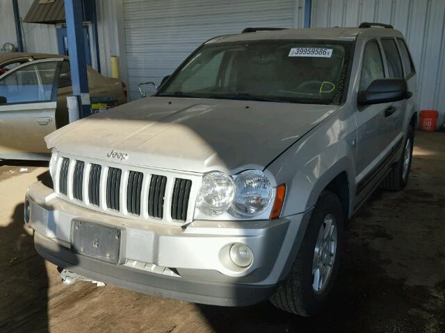 1J4HR48N55C599574 - 2005 JEEP GRAND CHER SILVER photo 2