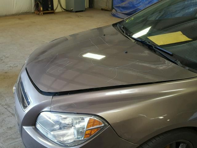 1G1ZC5E03CF264280 - 2012 CHEVROLET MALIBU 1LT BROWN photo 9