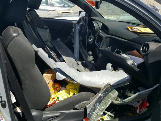 JTKJF5C79D3059053 - 2013 TOYOTA SCION TC 银色 照片 5