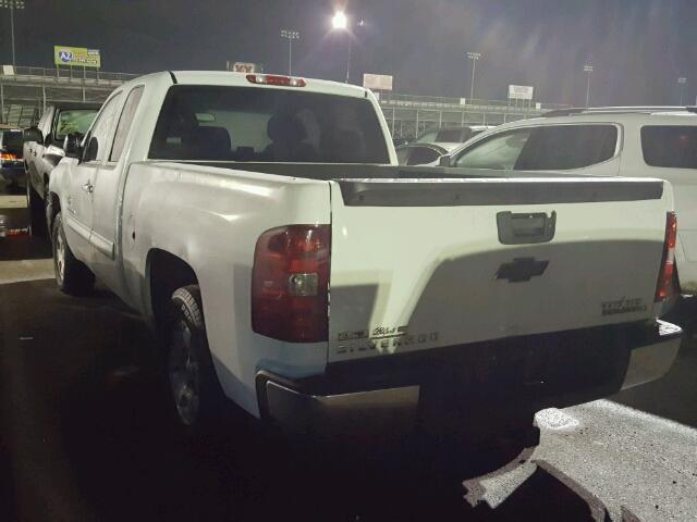 1GCRCSE08CZ183442 - 2012 CHEVROLET SILVERADO WHITE photo 3