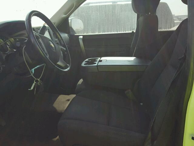 1GCRCSE08CZ183442 - 2012 CHEVROLET SILVERADO WHITE photo 5