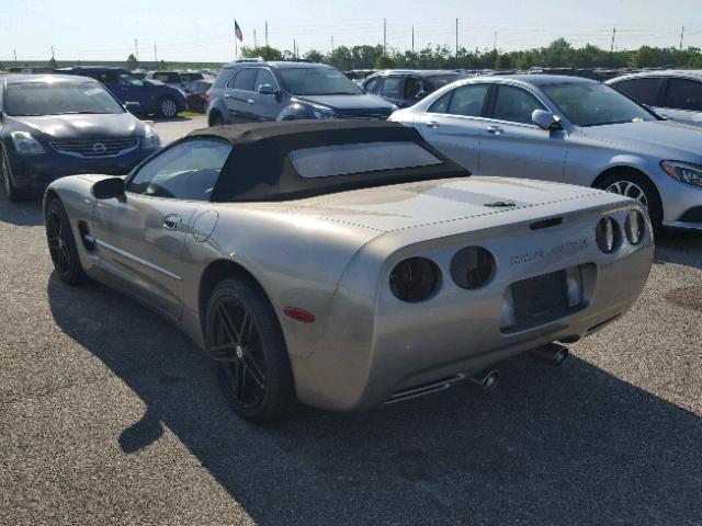 1G1YY32G725110212 - 2002 CHEVROLET CORVETTE SILVER photo 3