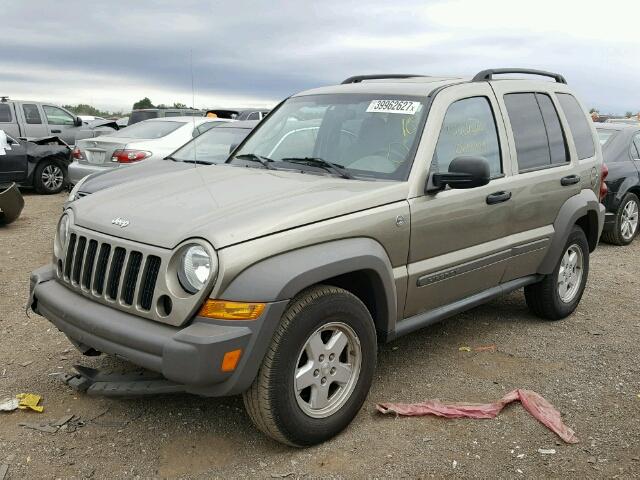 1J4GL48K97W562046 - 2007 JEEP LIBERTY TAN photo 2