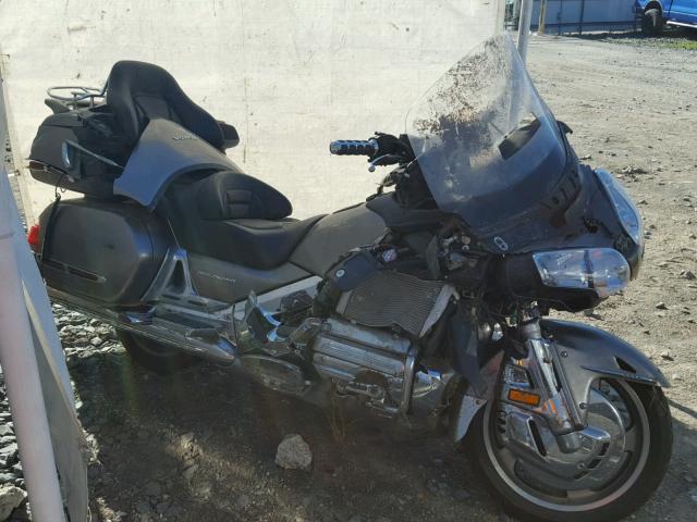 1HFSC47F16A505331 - 2006 HONDA GL1800 GRAY photo 1