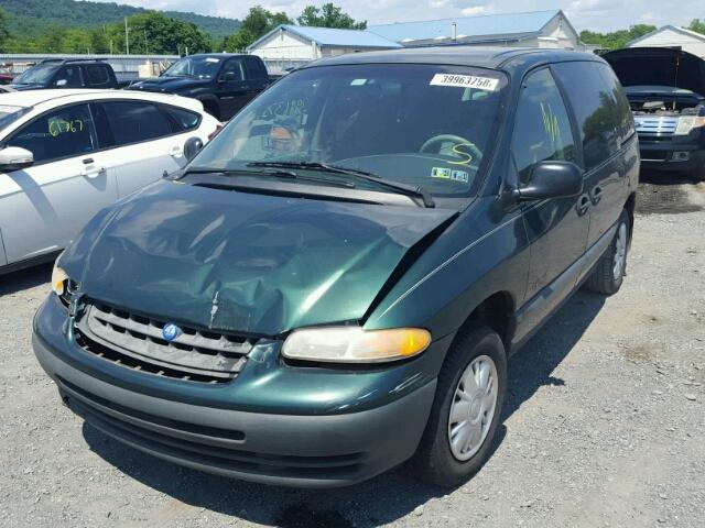 1P4GP45G3WB746457 - 1998 PLYMOUTH VOYAGER SE GREEN photo 2