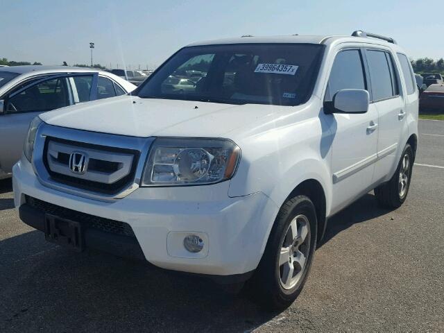 5FNYF3H42BB045486 - 2011 HONDA PILOT EX WHITE photo 2