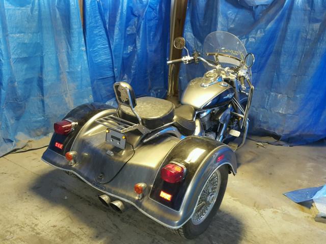 JS1VS55A652113682 - 2005 SUZUKI C50 SILVER photo 4