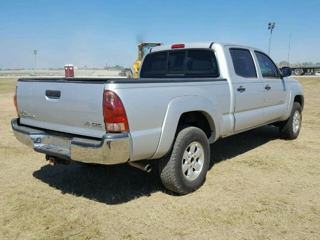 5TEMU52NX5Z134808 - 2005 TOYOTA TACOMA DOU SILVER photo 4