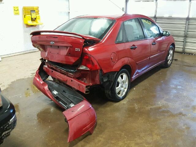 1FAHP38Z94W147798 - 2004 FORD FOCUS ZTS RED photo 4