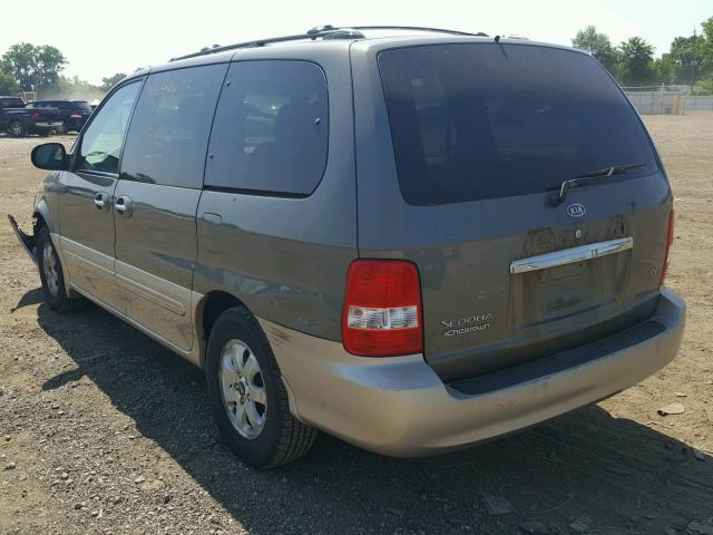 KNDUP131946599846 - 2004 KIA SEDONA EX BEIGE photo 3