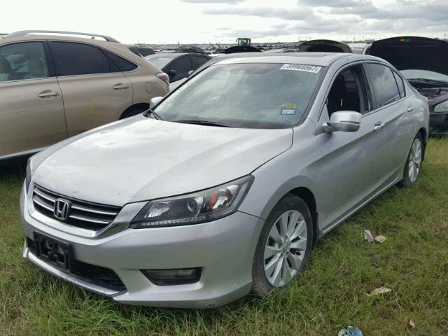 1HGCR2F86EA174590 - 2014 HONDA ACCORD SILVER photo 2