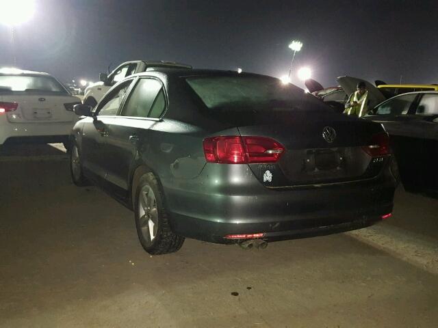 3VWDP7AJ0DM420032 - 2013 VOLKSWAGEN JETTA SE 灰色 照片 3