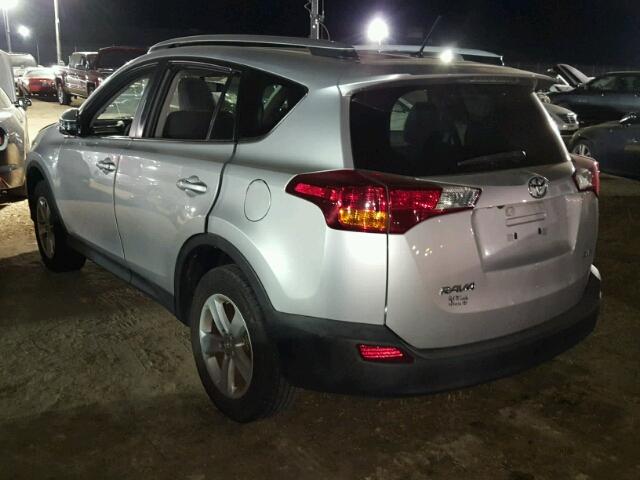 2T3WFREV3DW043685 - 2013 TOYOTA RAV4 SILVER photo 3