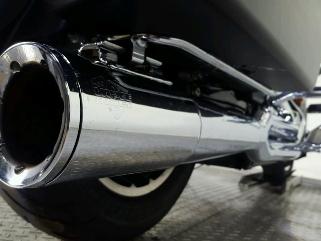 1HD1KH410AB624496 - 2010 HARLEY-DAVIDSON FLTRX 黑色 照片 18