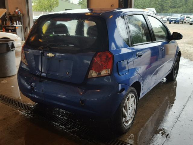 KL1TD62635B446782 - 2005 CHEVROLET AVEO BASE Niebieski zdjęcie 4