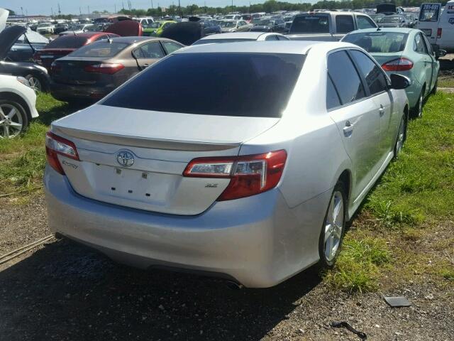 4T1BF1FK8EU371313 - 2014 TOYOTA CAMRY SILVER photo 4