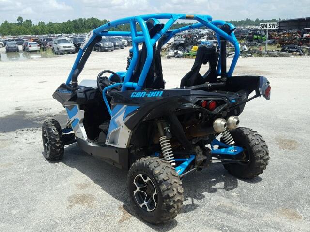 3JBPWAP29HJ000215 - 2017 CAN-AM MAVERICK 1 BLUE photo 3