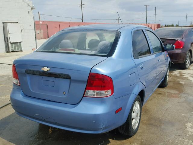 KL1TJ52684B132143 - 2004 CHEVROLET AVEO LS BLUE photo 4