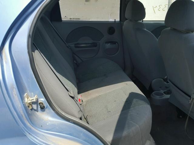 KL1TJ52684B132143 - 2004 CHEVROLET AVEO LS BLUE photo 6