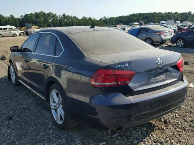 1VWBM7A38DC128129 - 2013 VOLKSWAGEN PASSAT SE BLUE photo 3