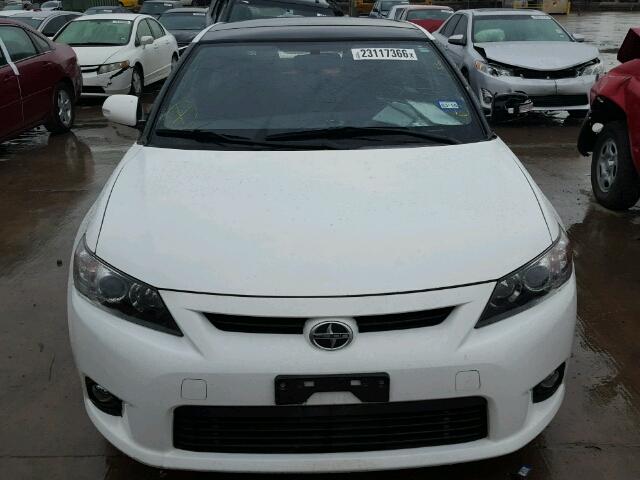 JTKJF5C77D3062145 - 2013 TOYOTA SCION TC 白色 照片 9