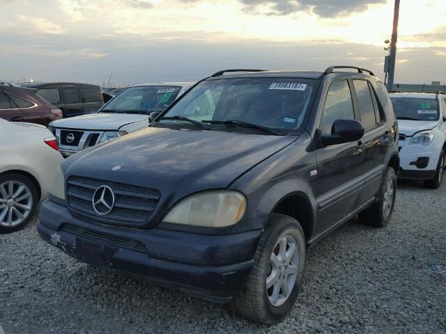 4JGAB72E7YA159776 - 2000 MERCEDES-BENZ ML 430 BLUE photo 2