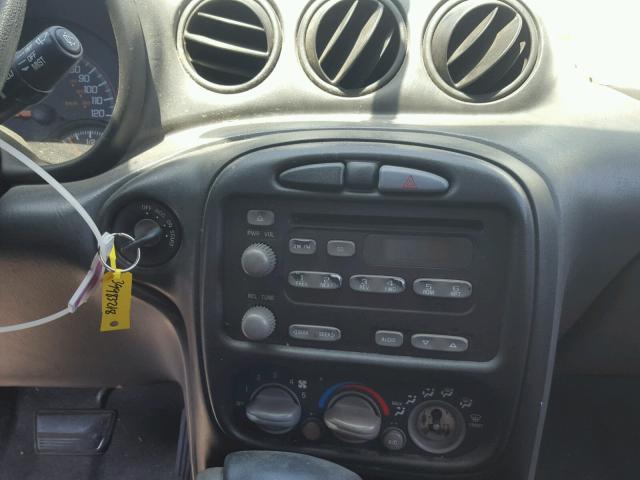 1G2NF52E94C204394 - 2004 PONTIAC GRAND AM S 银色 照片 9