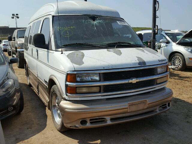 1GBFG15R511239045 - 2001 CHEVROLET EXPRESS G1 WHITE photo 1