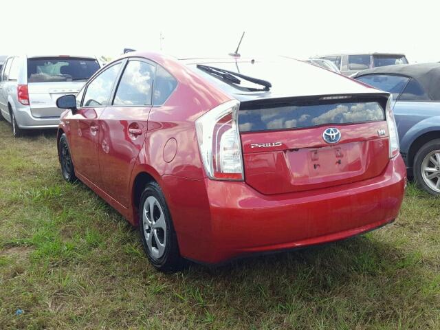 JTDKN3DU5D5565362 - 2013 TOYOTA PRIUS RED photo 3