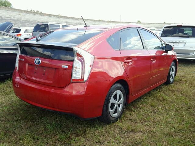 JTDKN3DU5D5565362 - 2013 TOYOTA PRIUS RED photo 4