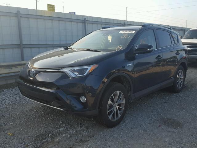 JTMRJREV5JD175688 - 2018 TOYOTA RAV4 HV LE BLUE photo 2