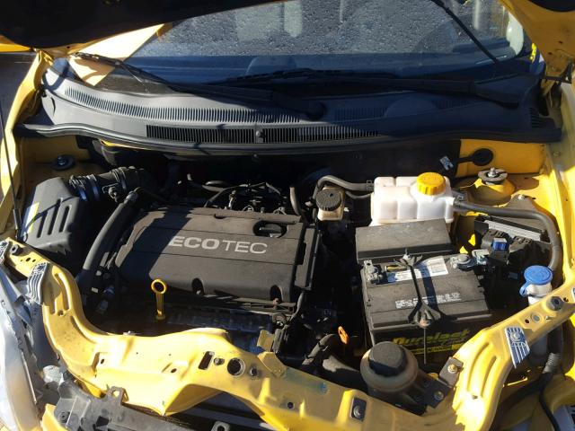 KL1TD5DE8AB077121 - 2010 CHEVROLET AVEO LS YELLOW photo 7