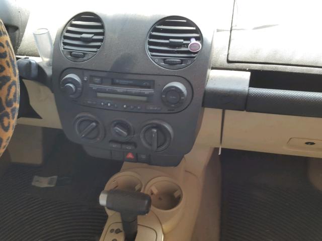 3VWCK21C42M406033 - 2002 VOLKSWAGEN NEW BEETLE 蓝色 照片 9