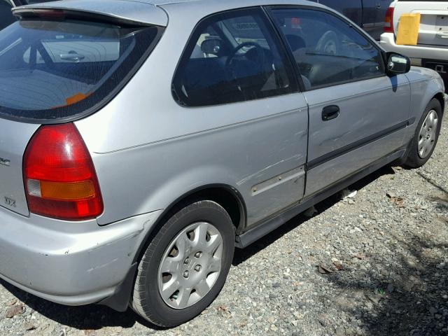 2HGEJ6446WH108471 - 1998 HONDA CIVIC DX SILVER photo 9