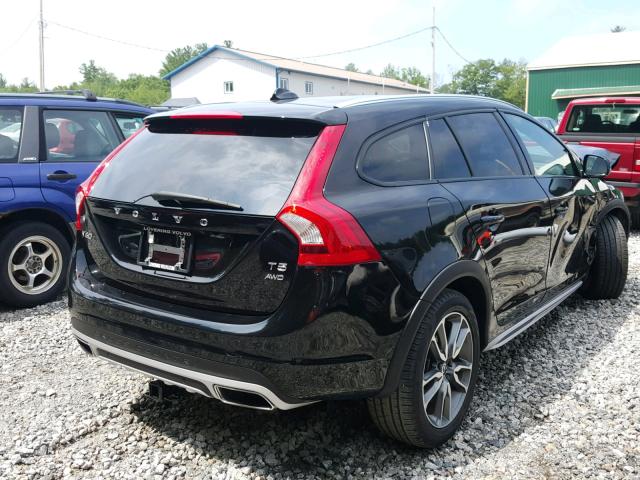 YV440MWK2H1038267 - 2017 VOLVO V60 CROSS BLACK photo 4