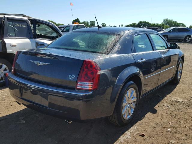 2C3KA63H18H282218 - 2008 CHRYSLER 300C GRAY photo 4