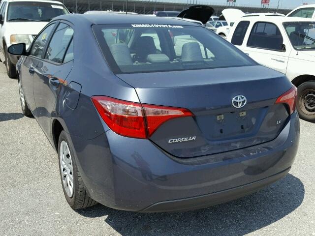 5YFBURHE3HP647186 - 2017 TOYOTA COROLLA L GRAY photo 3