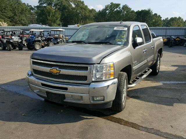 3GCPCSE01CG302424 - 2012 CHEVROLET SILVERADO SILVER photo 2