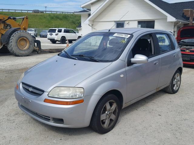 KL1TG66676B668793 - 2006 CHEVROLET AVEO LT SILVER photo 2