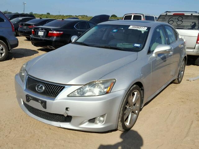 JTHBK262792084924 - 2009 LEXUS IS SILVER photo 2