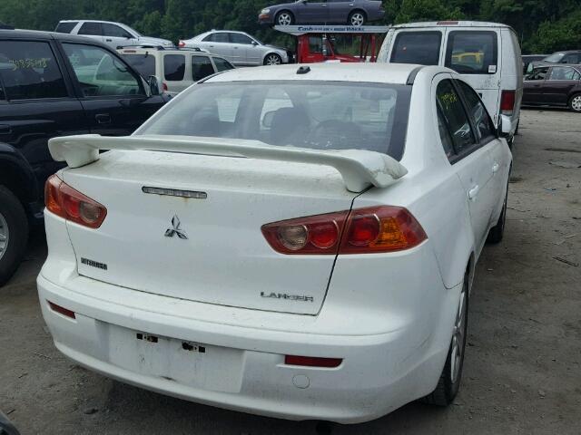 JA3AU26U68U010520 - 2008 MITSUBISHI LANCER ES WHITE photo 4