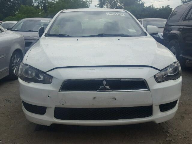 JA3AU26U68U010520 - 2008 MITSUBISHI LANCER ES WHITE photo 9