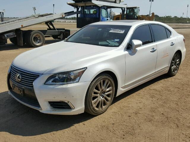 JTHBL5EF9G5139789 - 2016 LEXUS LS WHITE photo 2