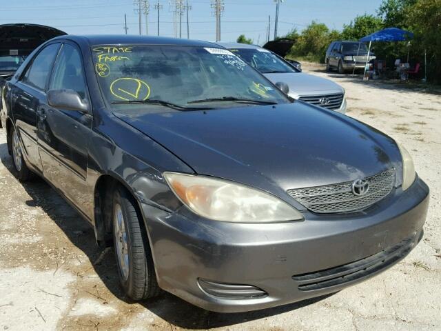 4T1BE32K13U681336 - 2003 TOYOTA CAMRY LE GRAY photo 1
