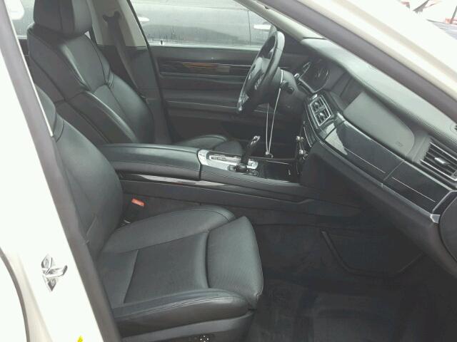 WBAKA83539CY34185 - 2009 BMW 750 I WHITE photo 7