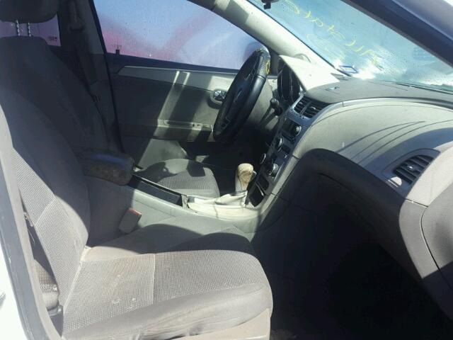 1G1ZC5EU9CF155597 - 2012 CHEVROLET MALIBU WHITE photo 5