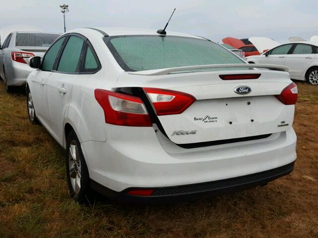 1FADP3F23DL307020 - 2013 FORD FOCUS WHITE photo 3