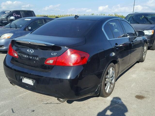 JNKCV61E79M305205 - 2009 INFINITI G37 BASE BLACK photo 4